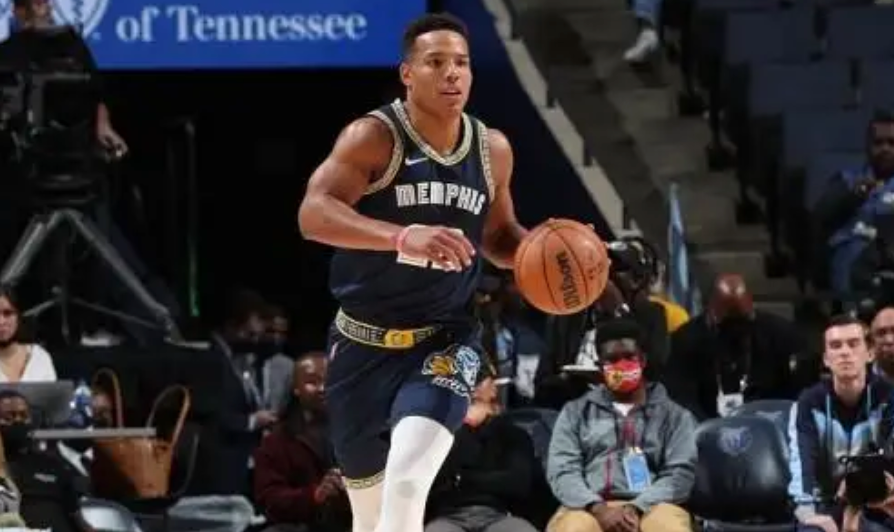  莫兰特持枪事件后续，灰熊管理层危机公关  